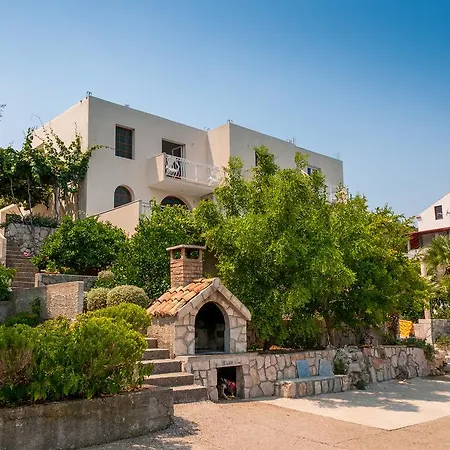 Apartamento Ruza Žuljana